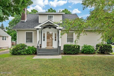 178 Speigletown Road Troy NY 12182