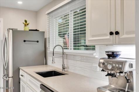 178 Speigletown Road Troy NY 12182