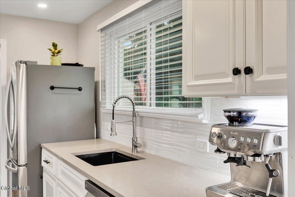 178 Speigletown Road Troy NY 12182