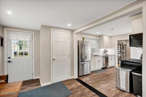 178 Speigletown Road Troy NY 12182