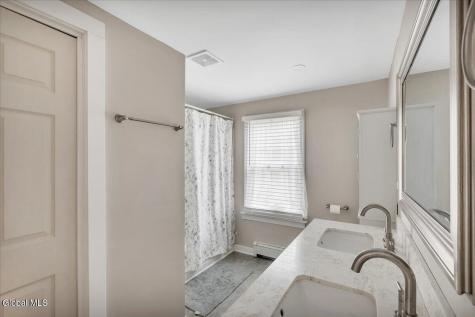 178 Speigletown Road Troy NY 12182