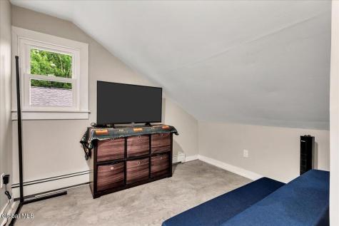 178 Speigletown Road Troy NY 12182