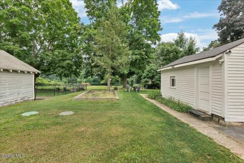 178 Speigletown Road Troy NY 12182