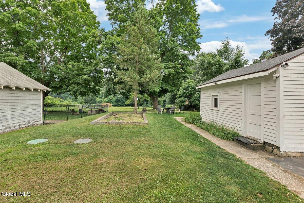 178 Speigletown Road Troy NY 12182