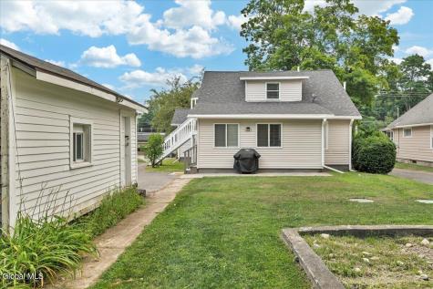 178 Speigletown Road Troy NY 12182