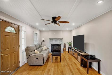 178 Speigletown Road Troy NY 12182