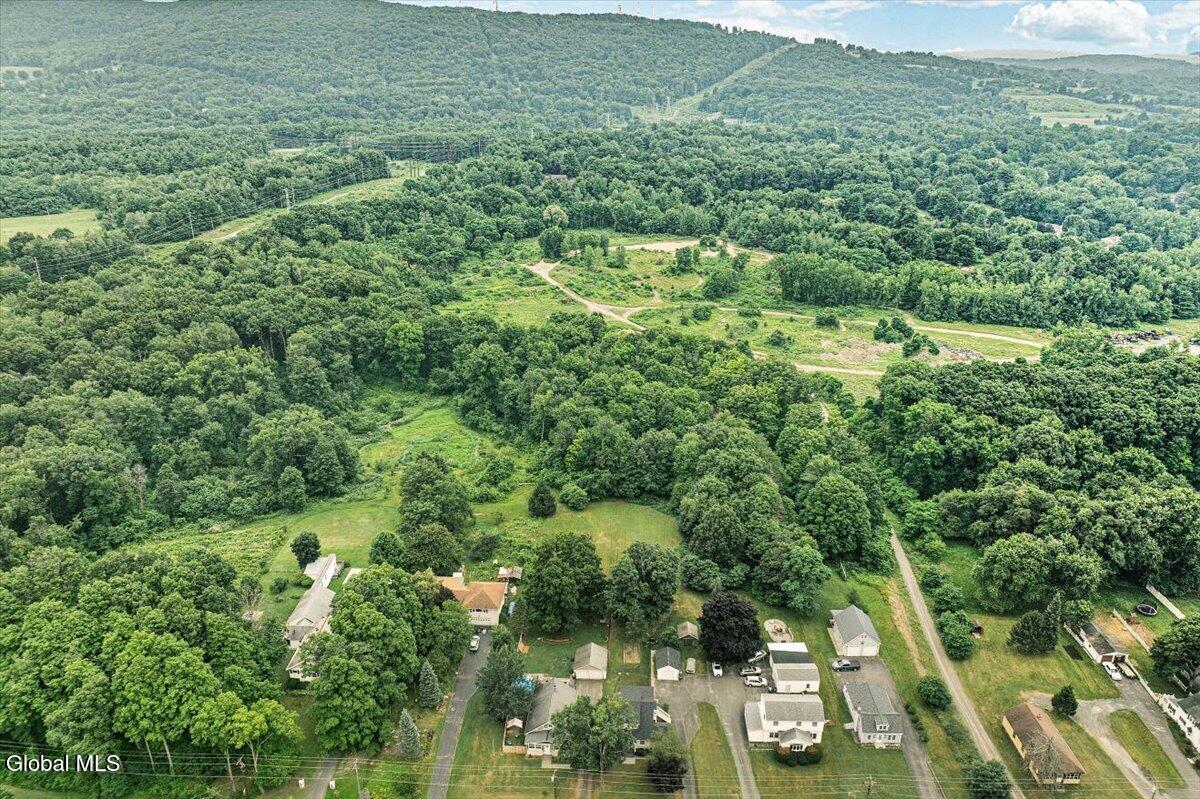 178 Speigletown Road Troy NY 12182