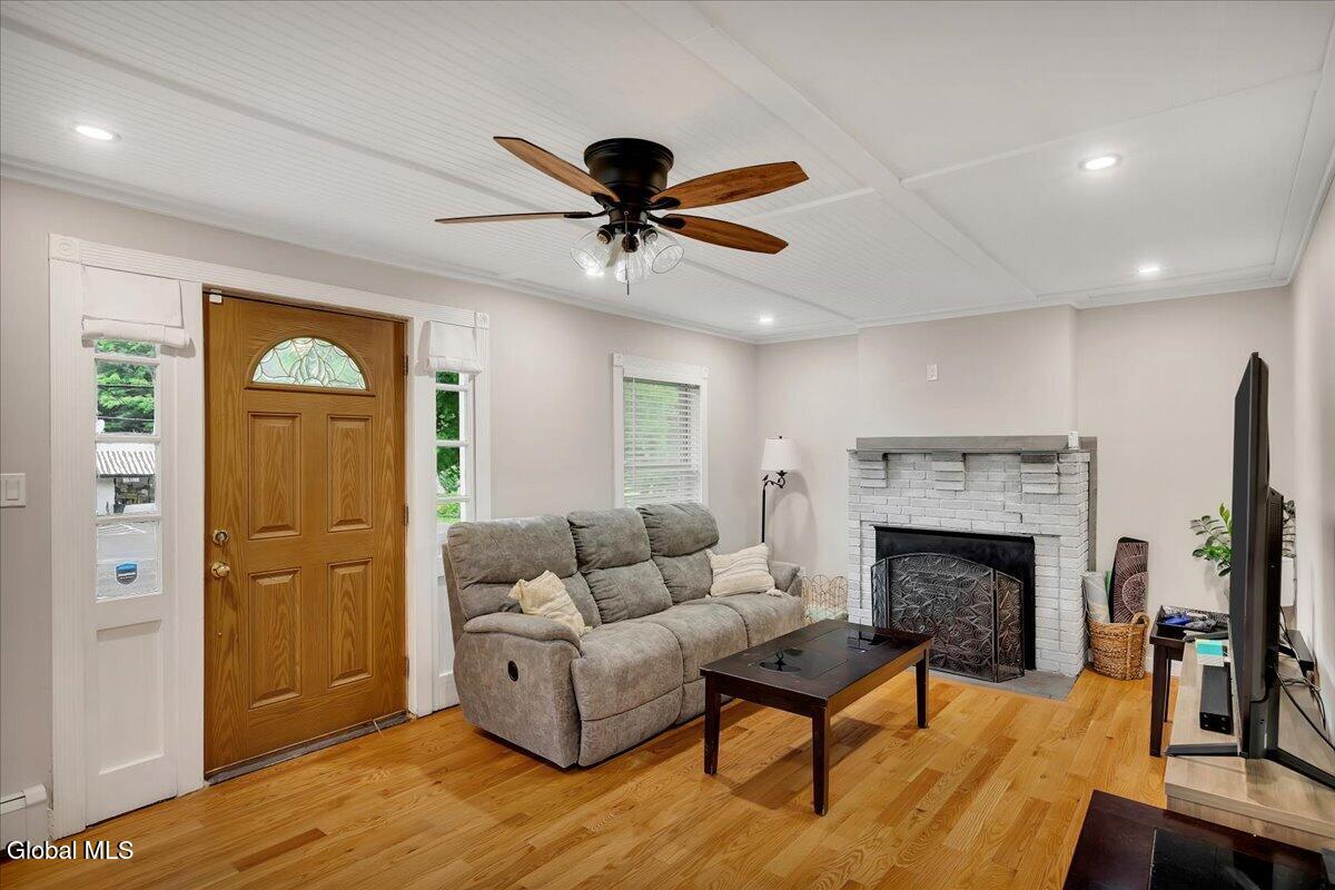 178 Speigletown Road Troy NY 12182