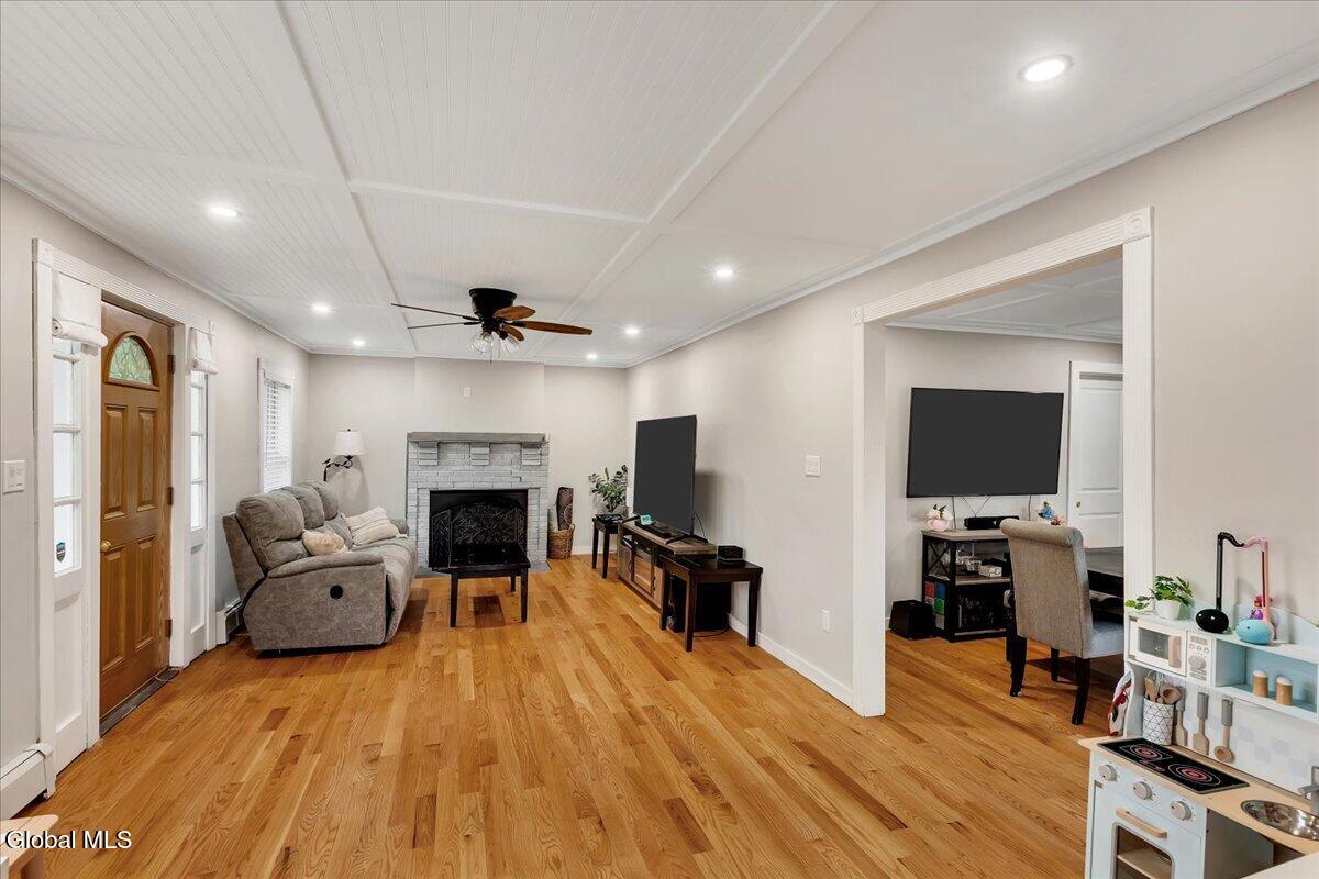 178 Speigletown Road Troy NY 12182