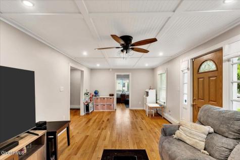 178 Speigletown Road Troy NY 12182