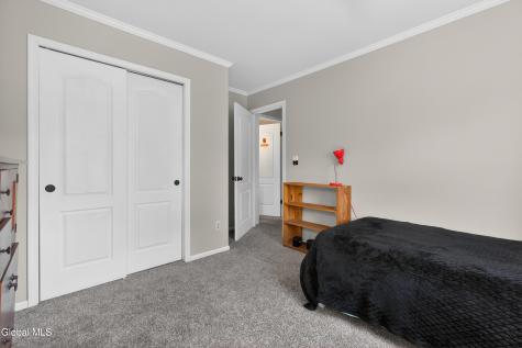7 Gloucester Street Clifton Park NY 12065