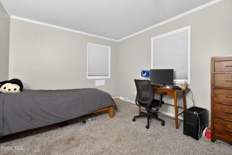 7 Gloucester Street Clifton Park NY 12065