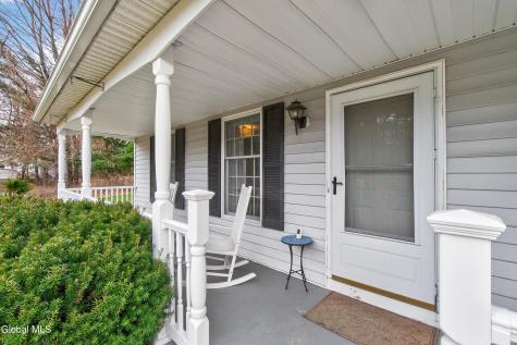 7 Gloucester Street Clifton Park NY 12065