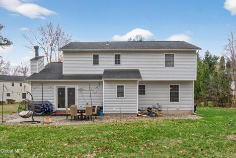 7 Gloucester Street Clifton Park NY 12065