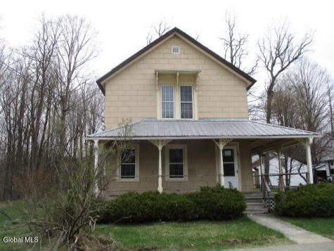 10 Woodard Avenue Hadley NY 12835