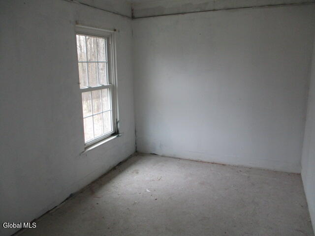 10 Woodard Avenue Hadley NY 12835