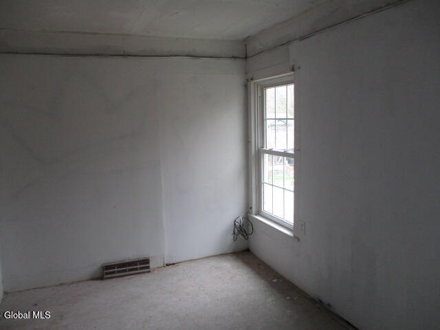 10 Woodard Avenue Hadley NY 12835