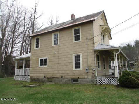 10 Woodard Avenue Hadley NY 12835