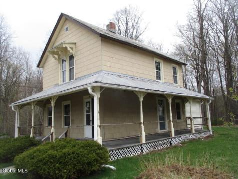 10 Woodard Avenue Hadley NY 12835