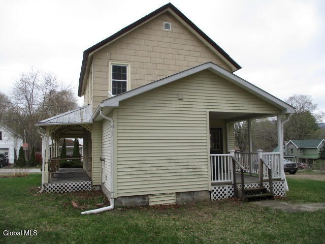 10 Woodard Avenue Hadley NY 12835
