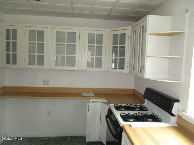 10 Woodard Avenue Hadley NY 12835