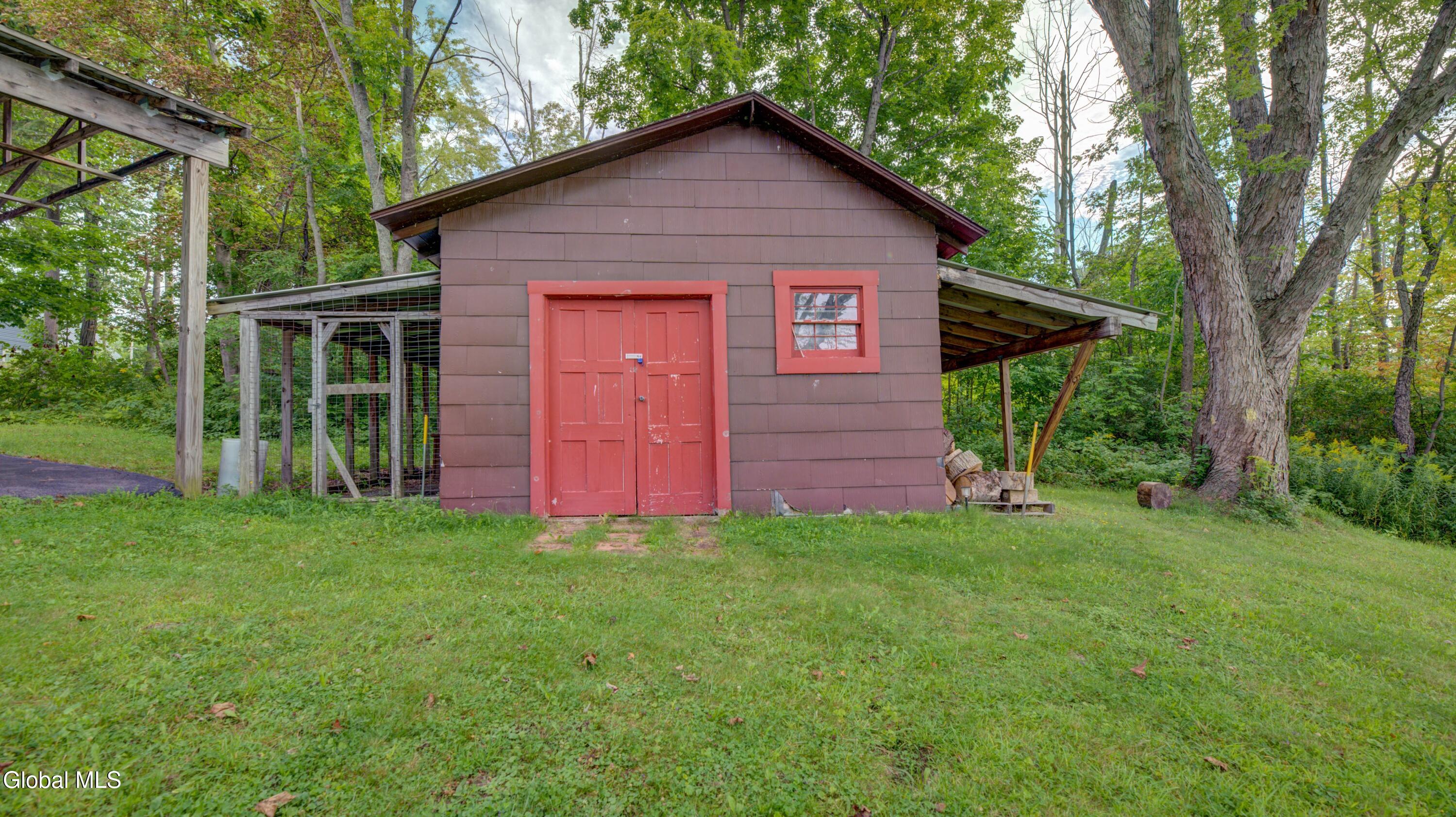 19 Curtain Avenue Mayfield NY 12117
