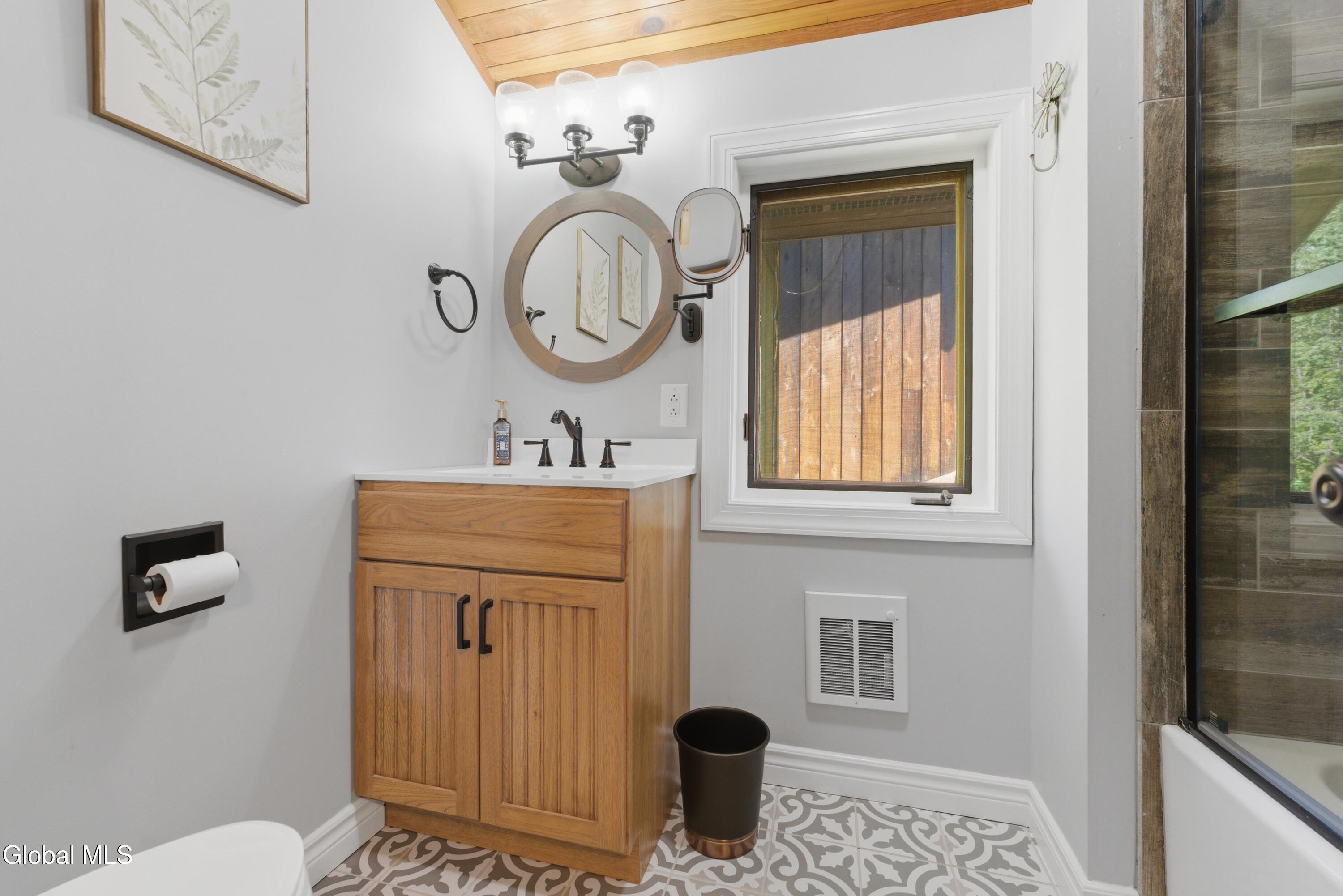 10 Morningside Circle Bolton Landing NY 12814