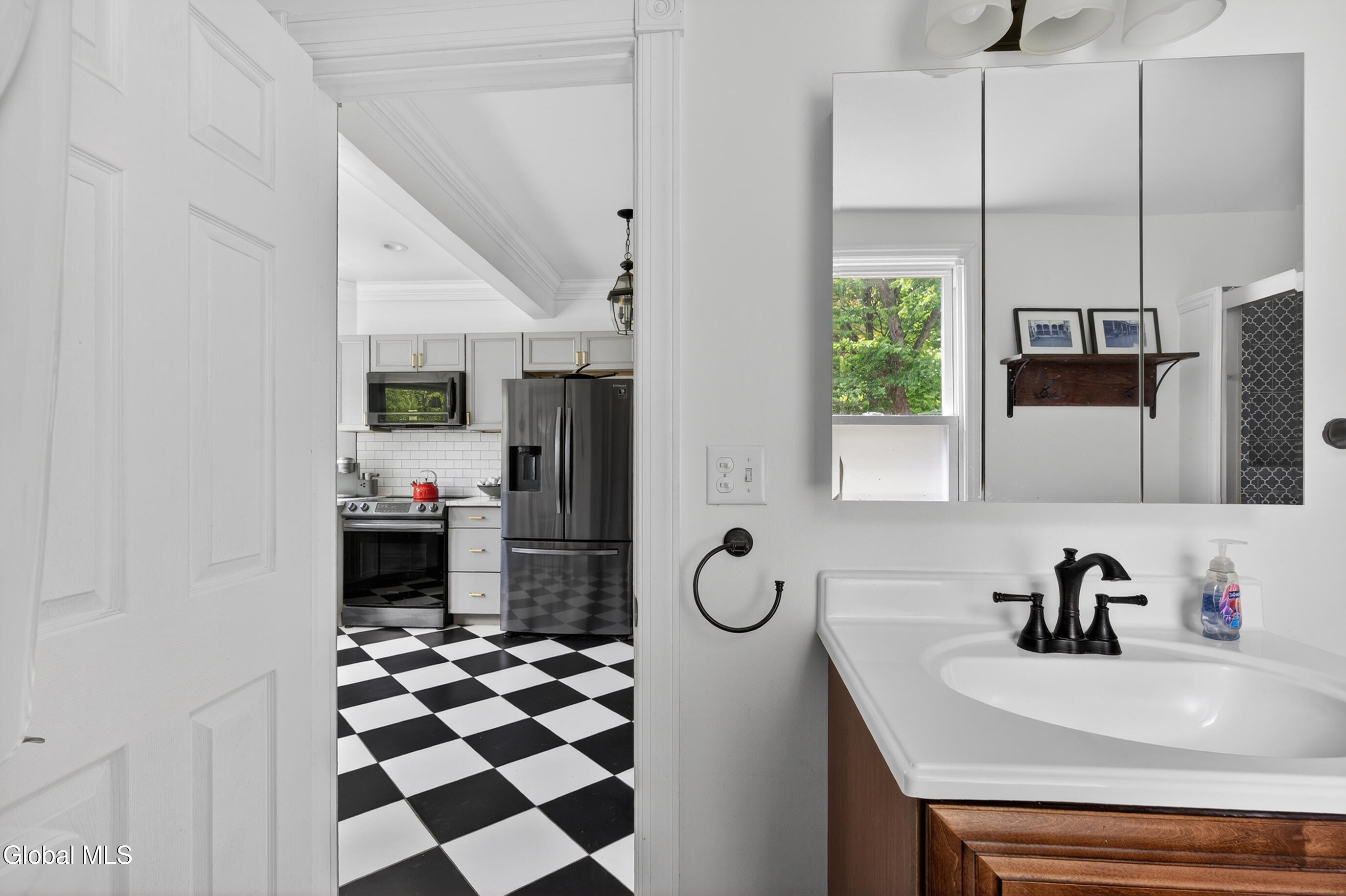 38 Elsmere Avenue Delmar NY 12054