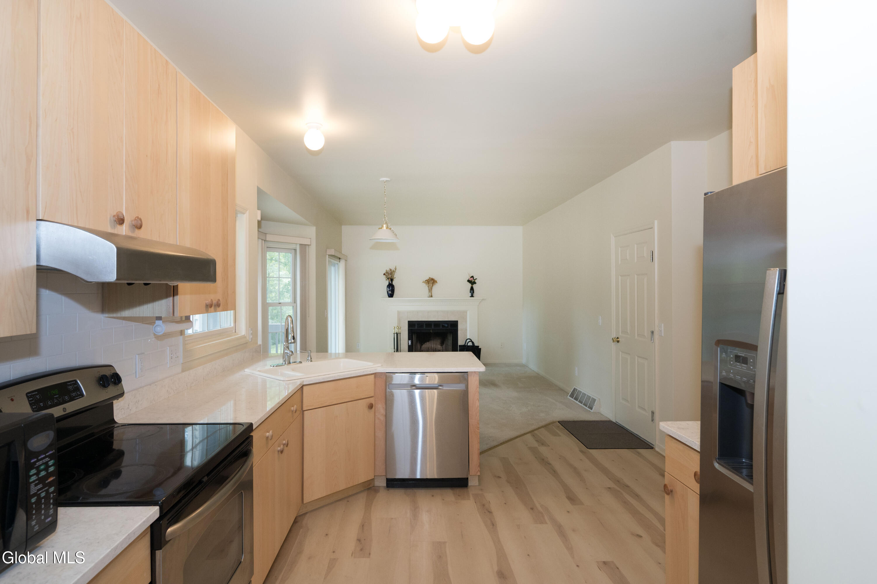 1912 Village Road Niskayuna NY 12309