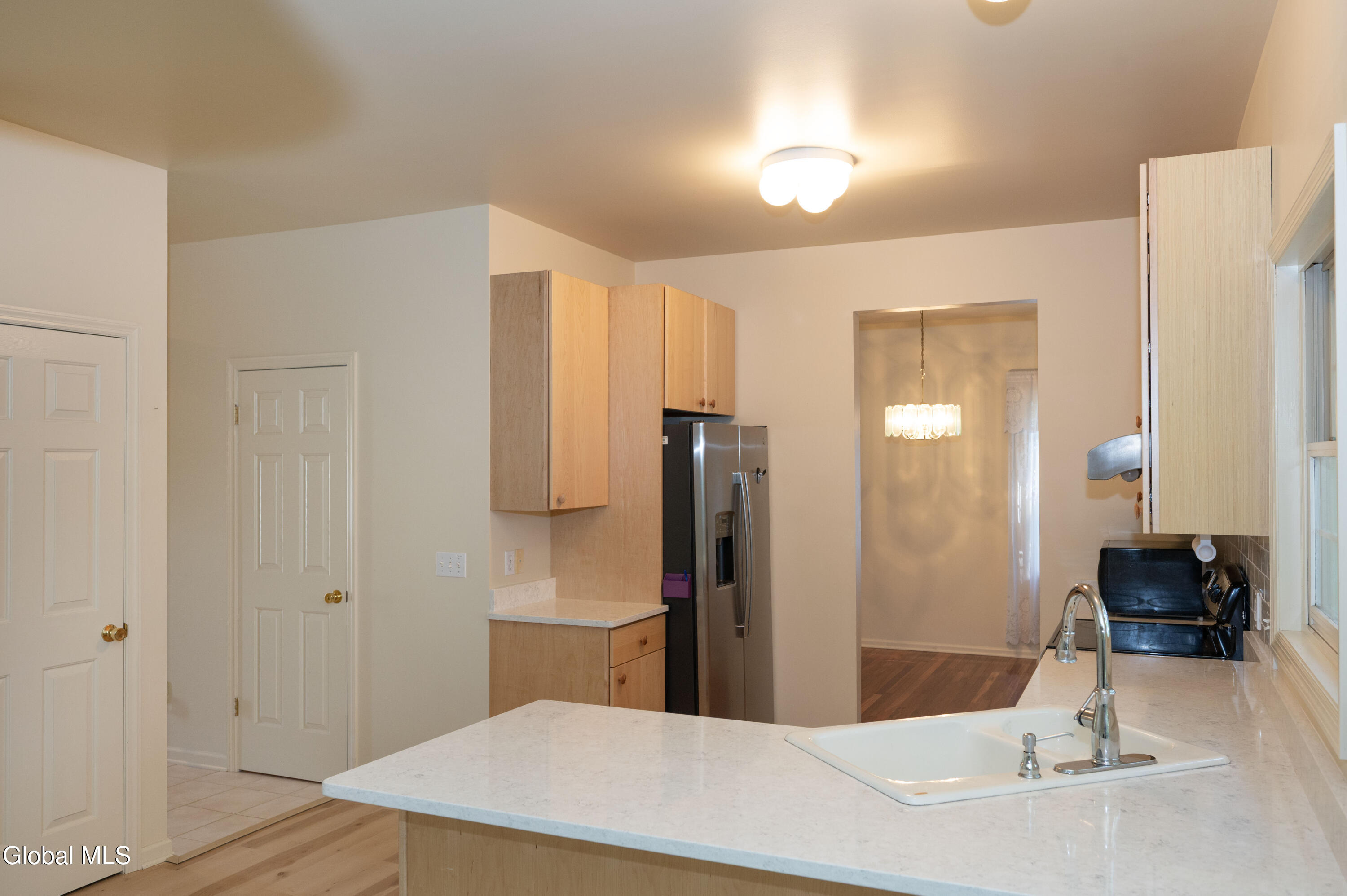 1912 Village Road Niskayuna NY 12309