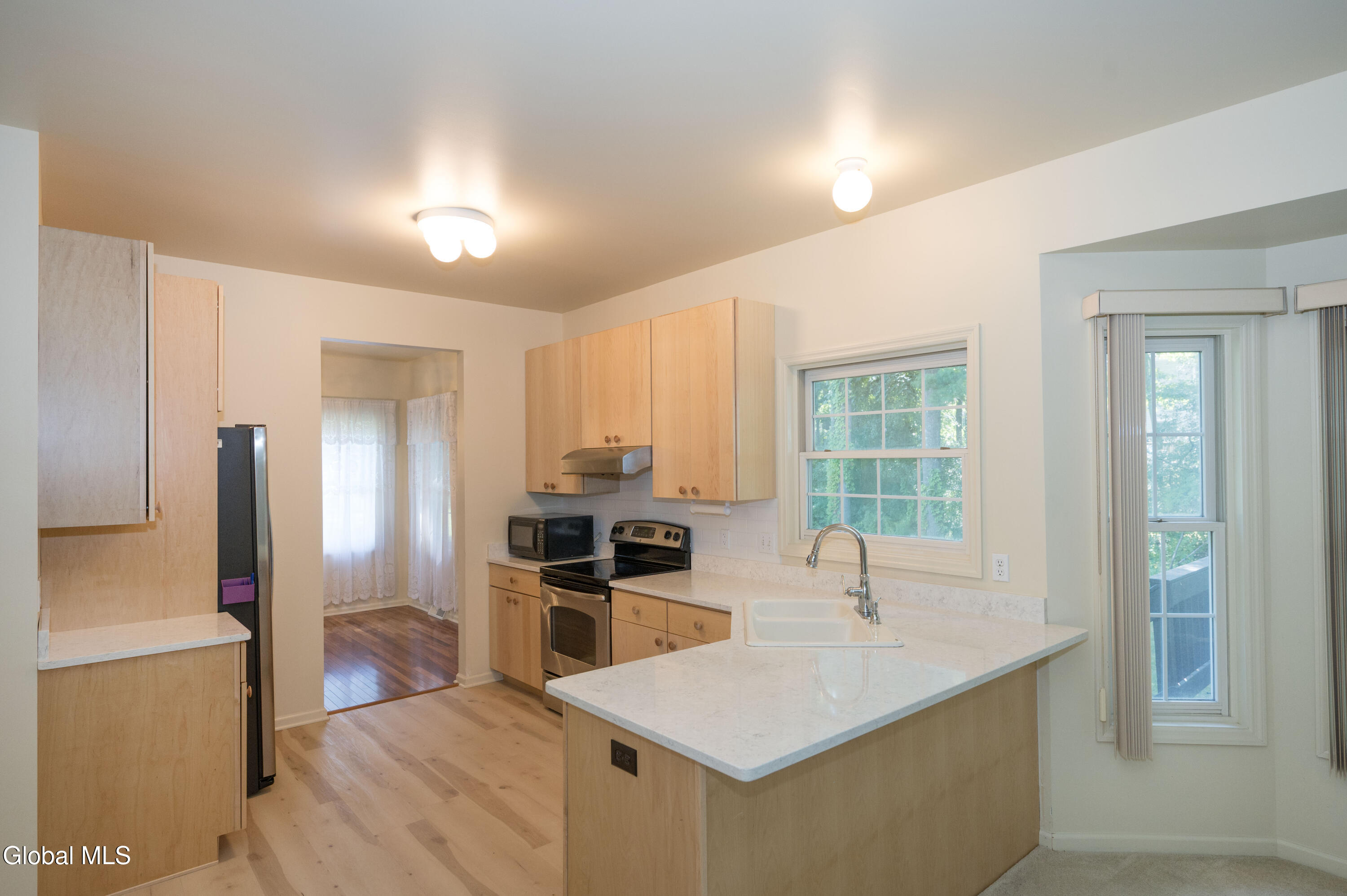 1912 Village Road Niskayuna NY 12309