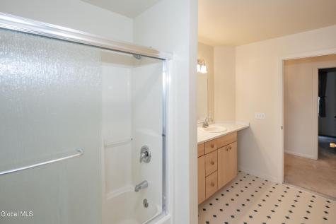 1912 Village Road Niskayuna NY 12309