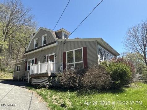 125 Stewart Street Amsterdam NY 12010