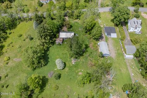 328 North Road Averill Park NY 12018