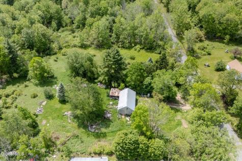 328 North Road Averill Park NY 12018