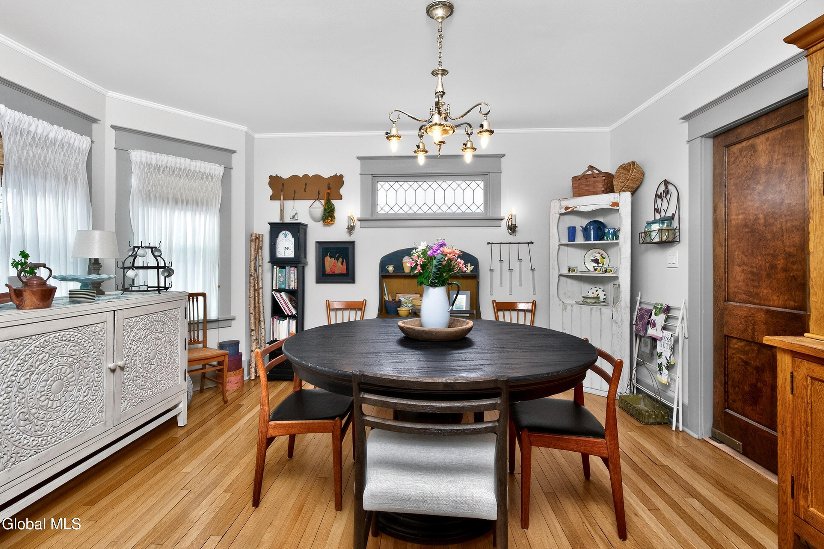 1593 Randolph Road Schenectady NY 12308