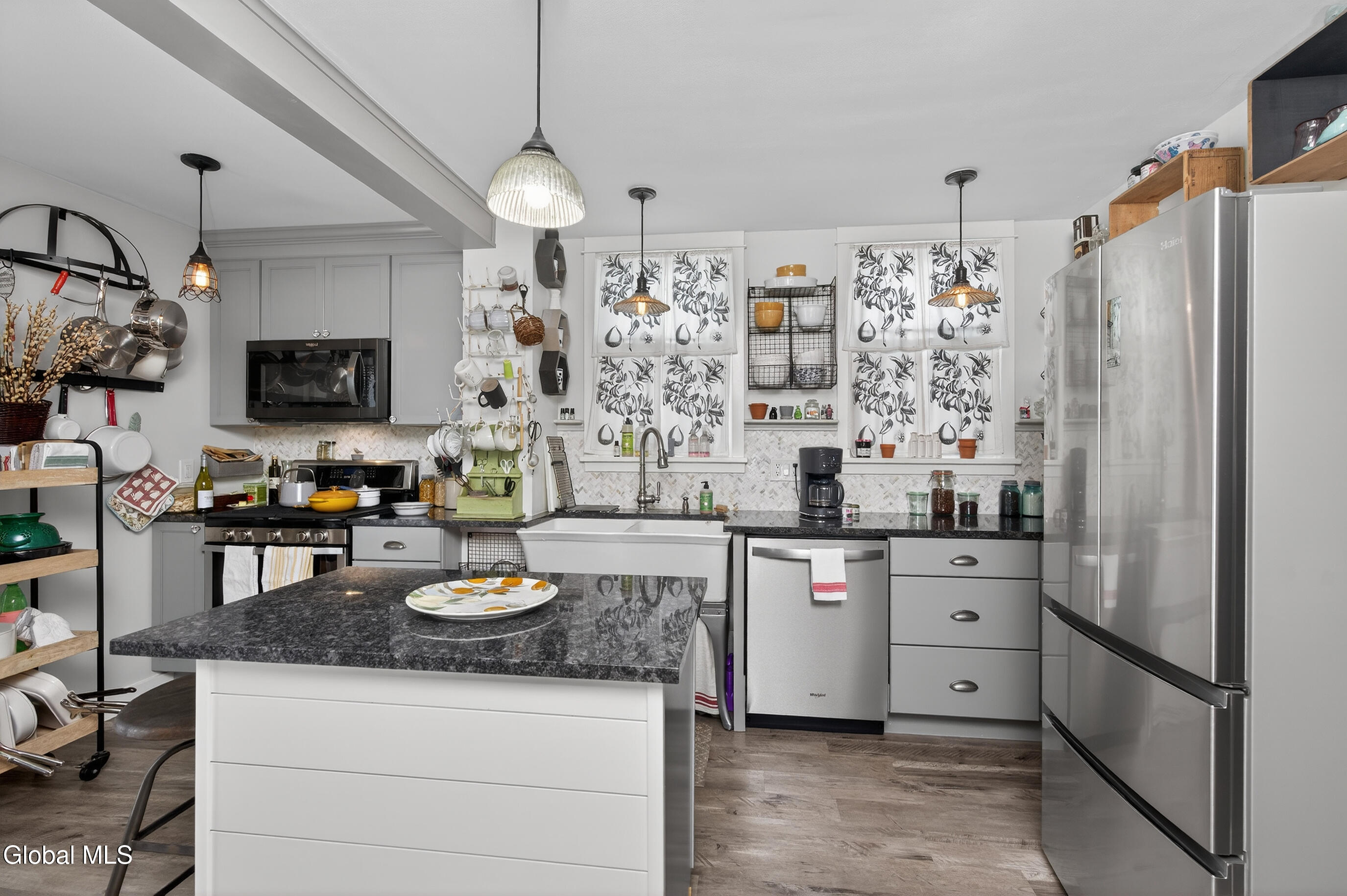 1593 Randolph Road Schenectady NY 12308