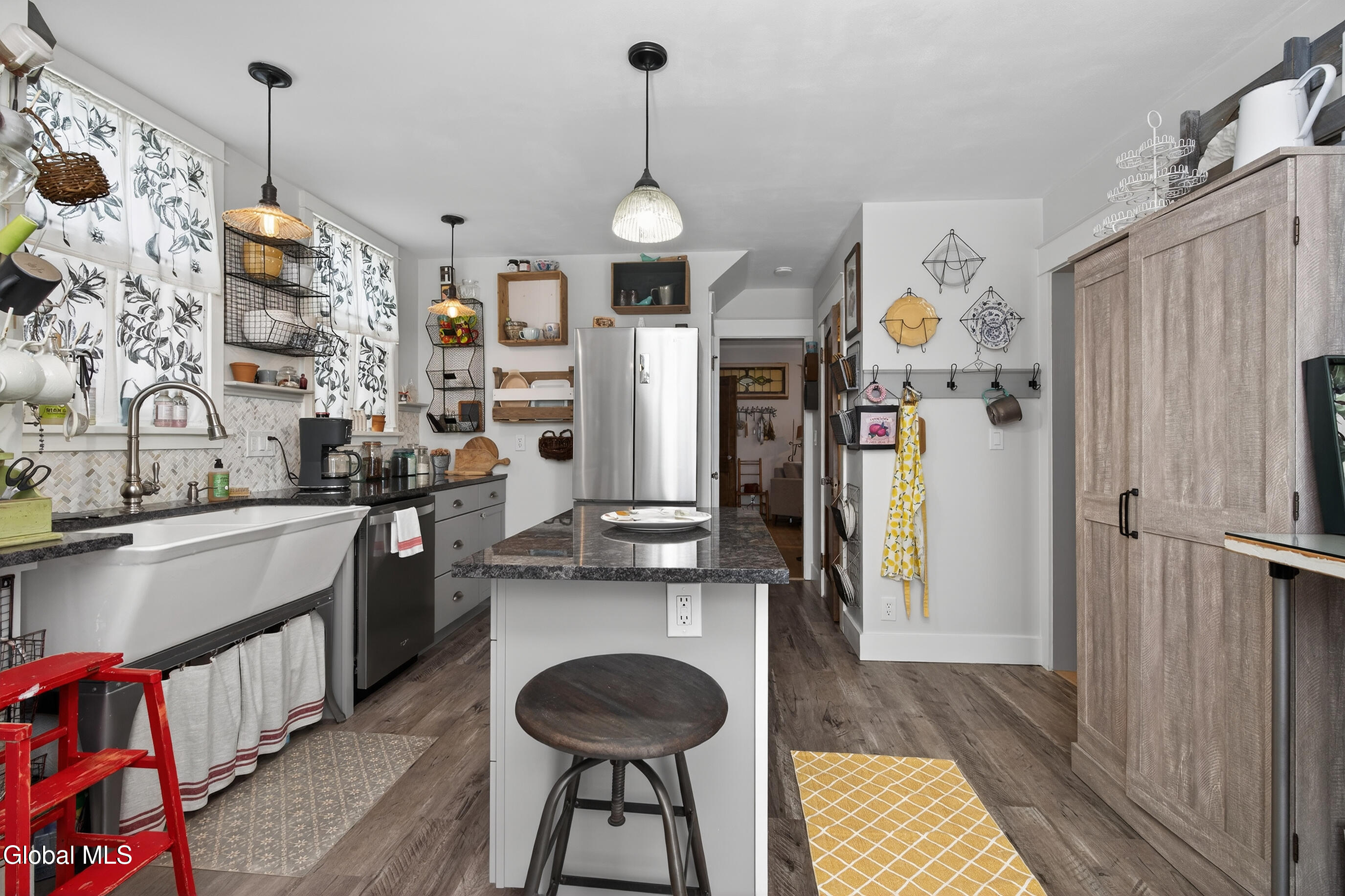 1593 Randolph Road Schenectady NY 12308