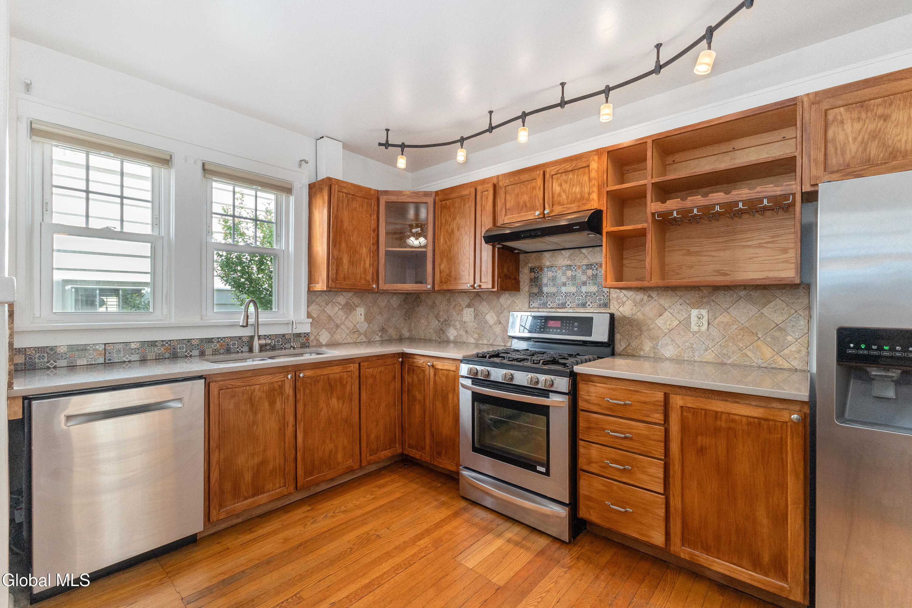 39 Hawthorne Avenue Albany NY 12203