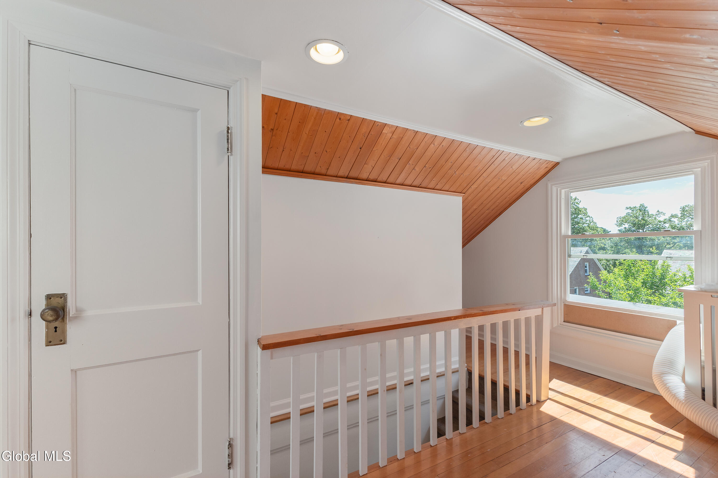 39 Hawthorne Avenue Albany NY 12203