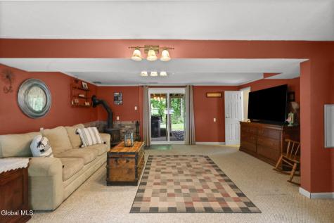 54 Kuhl Boulevard Wynantskill NY 12198