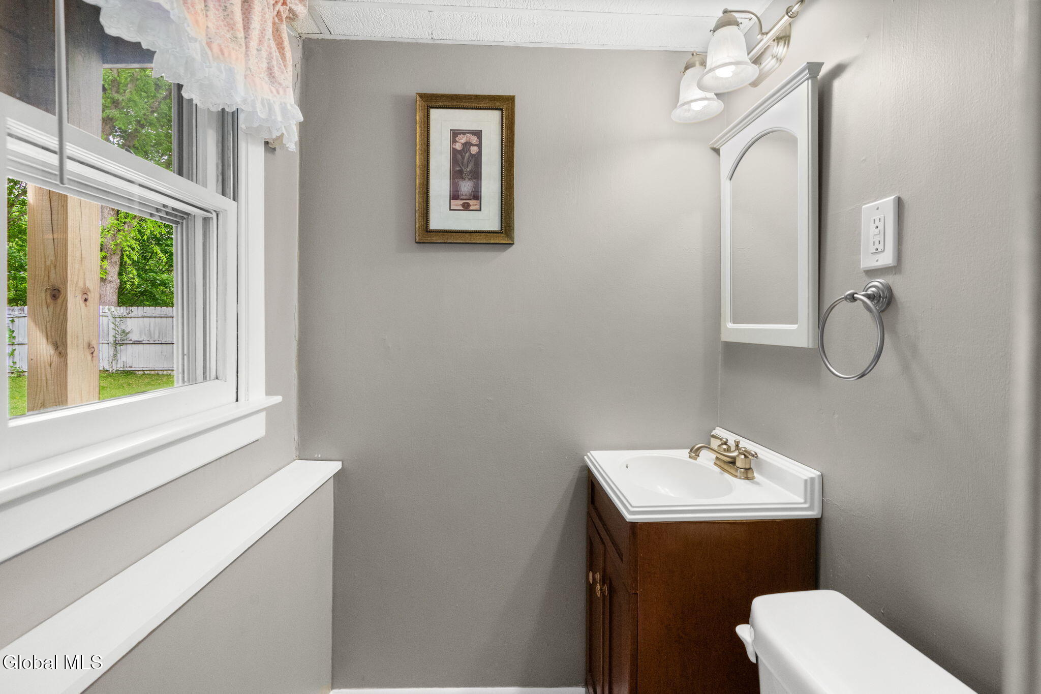 54 Kuhl Boulevard Wynantskill NY 12198
