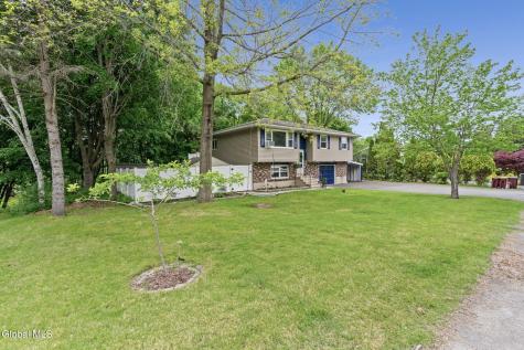54 Kuhl Boulevard Wynantskill NY 12198
