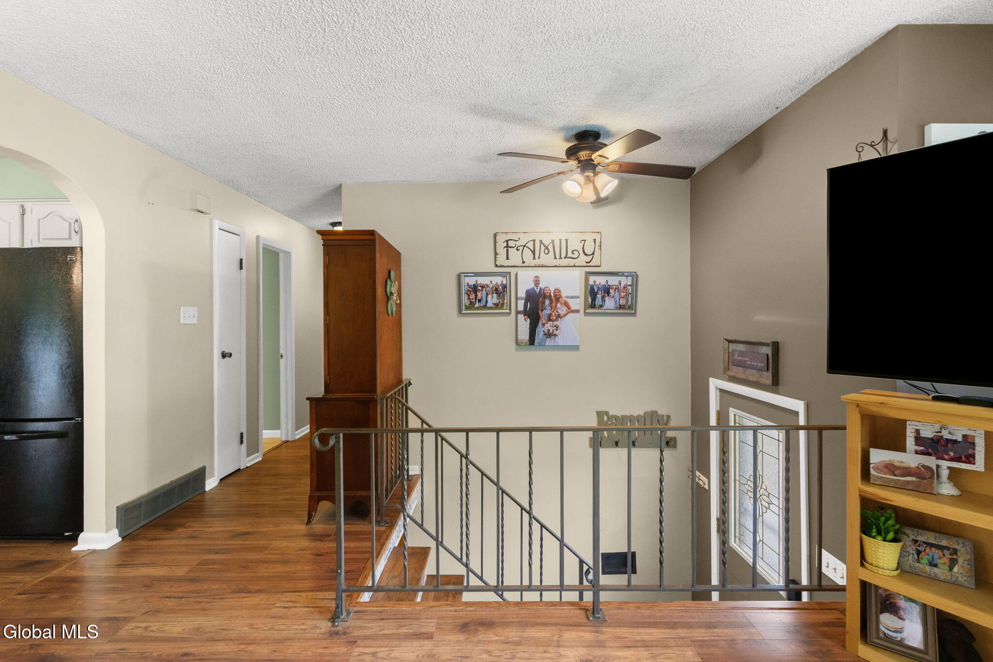 54 Kuhl Boulevard Wynantskill NY 12198