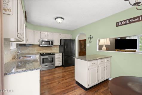 54 Kuhl Boulevard Wynantskill NY 12198