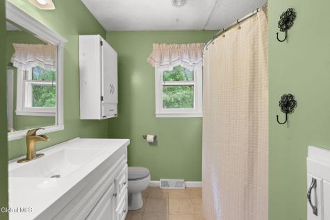 54 Kuhl Boulevard Wynantskill NY 12198