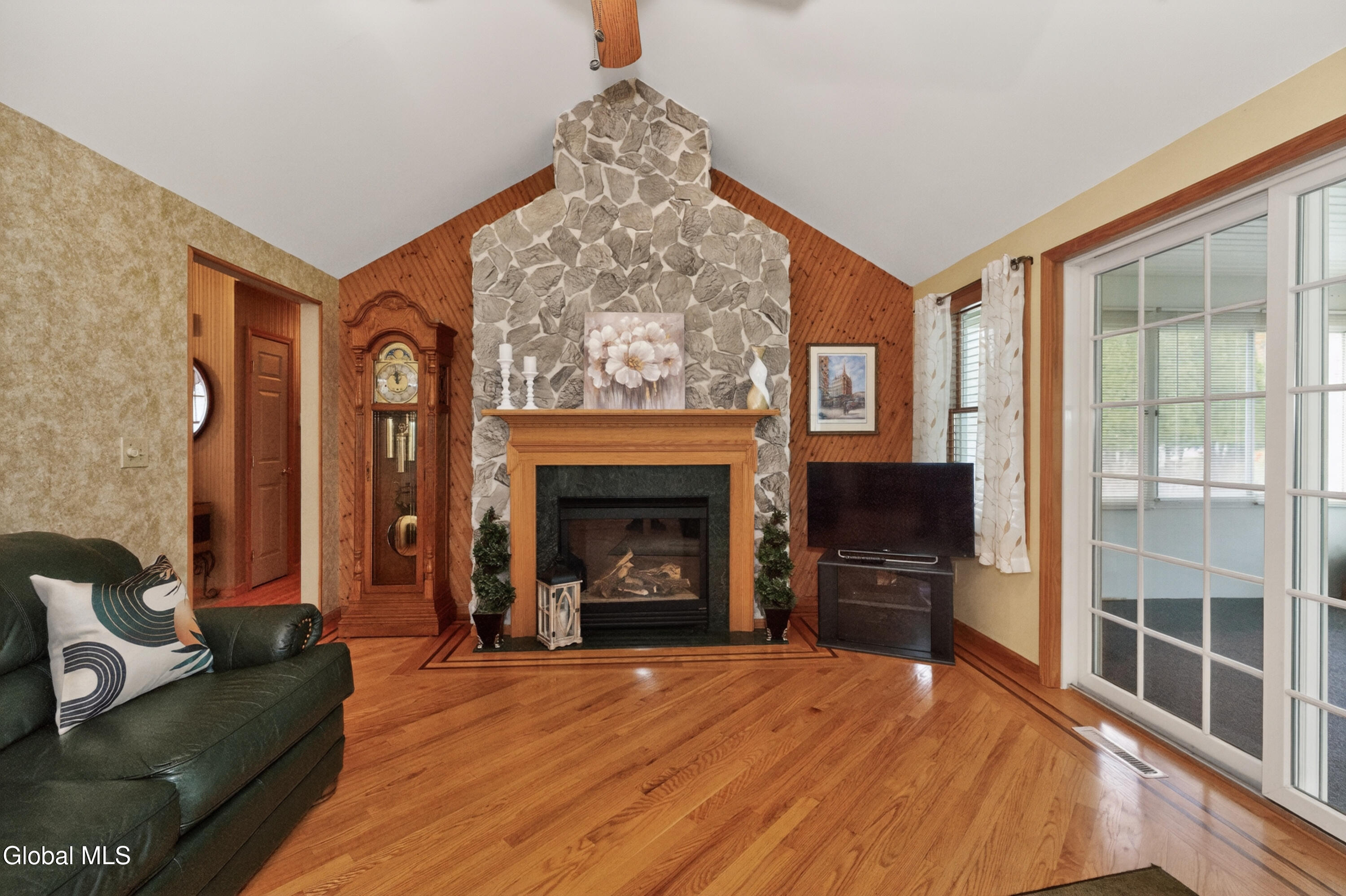 3 Rosemary Drive Troy NY 12180