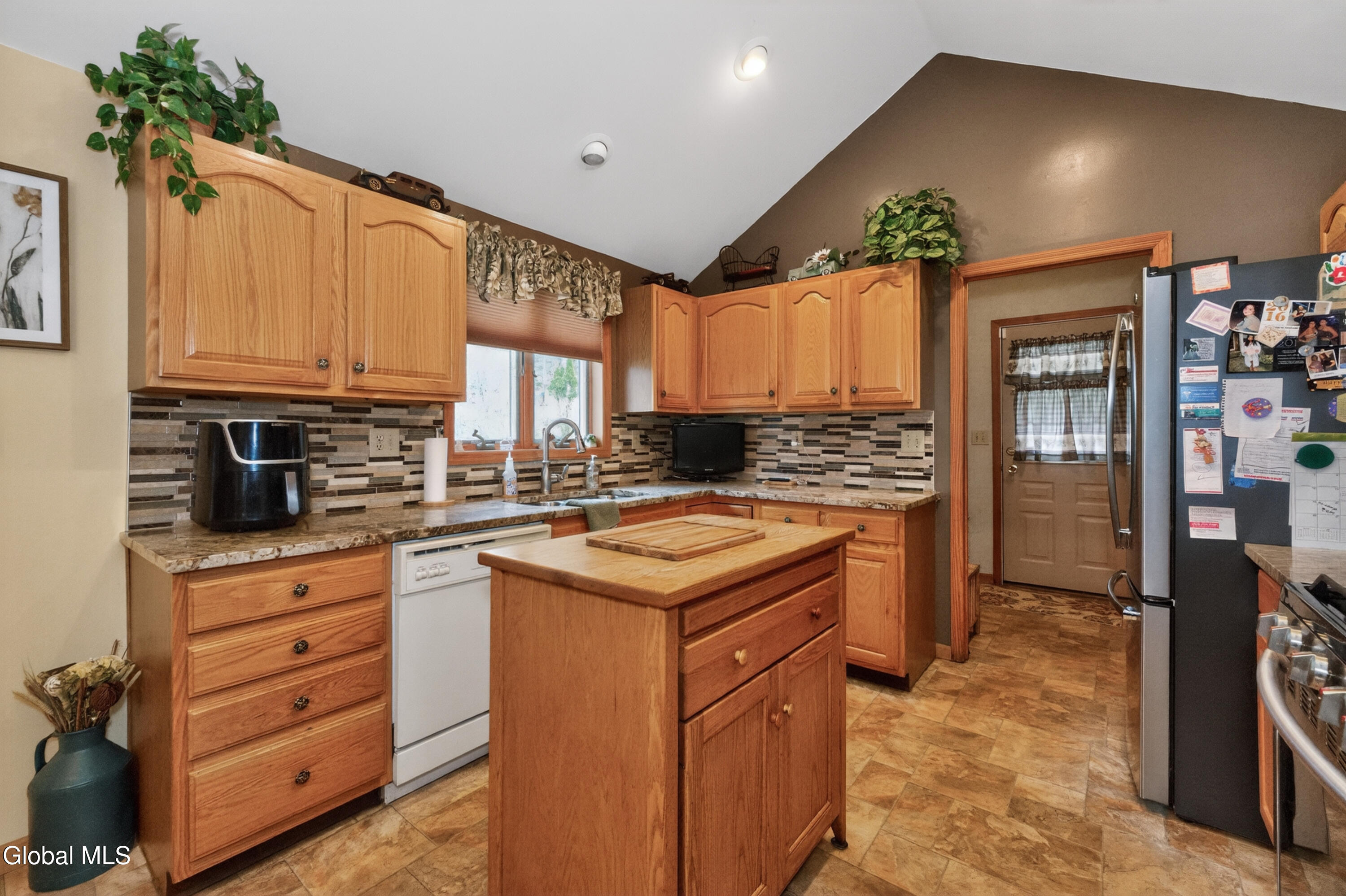 3 Rosemary Drive Troy NY 12180