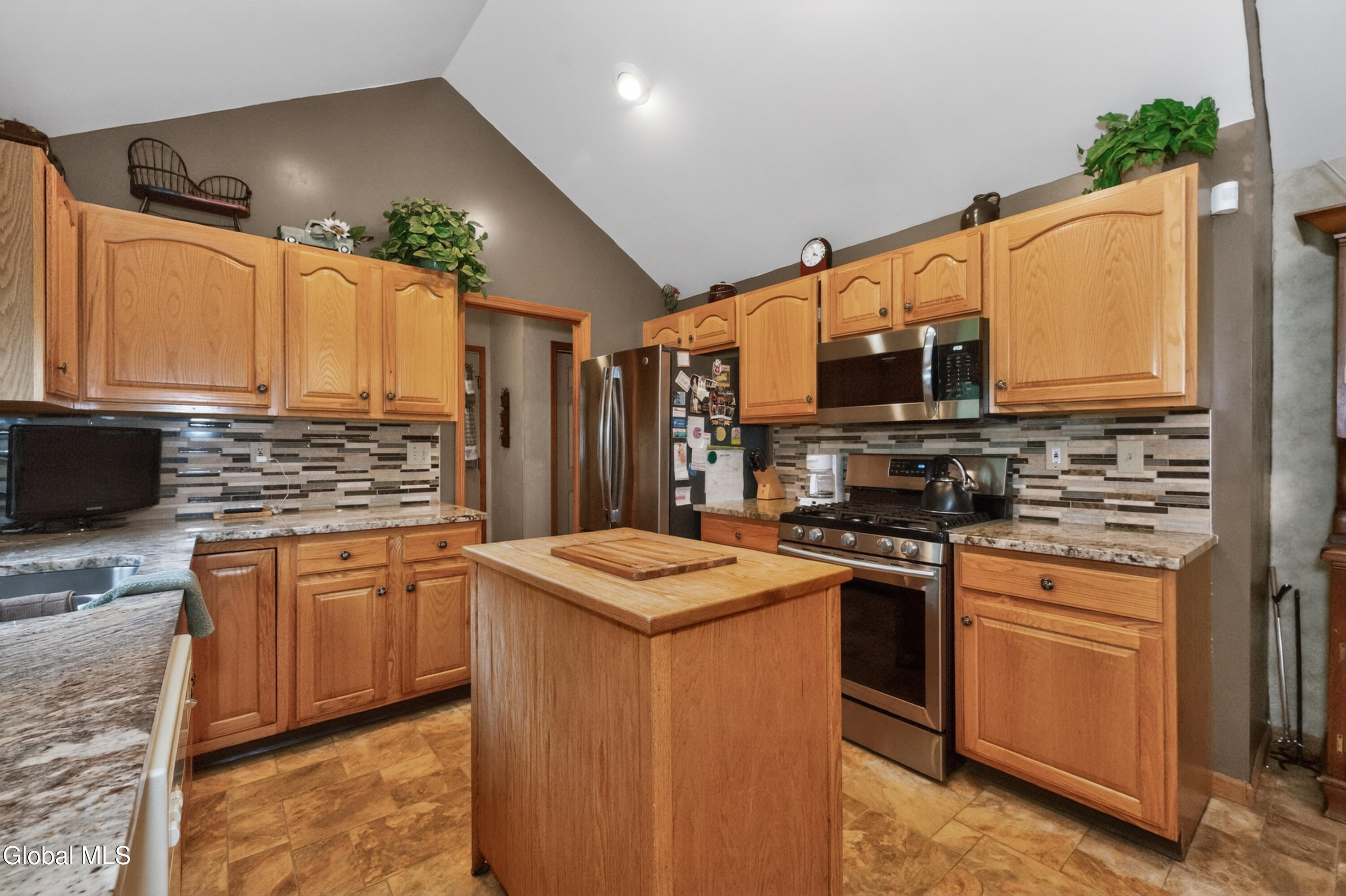 3 Rosemary Drive Troy NY 12180