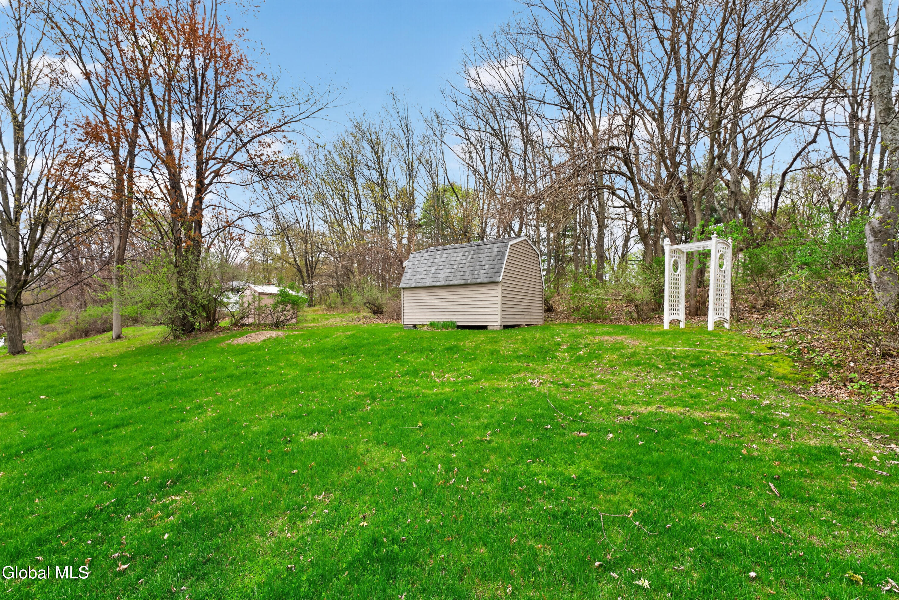 3 Rosemary Drive Troy NY 12180
